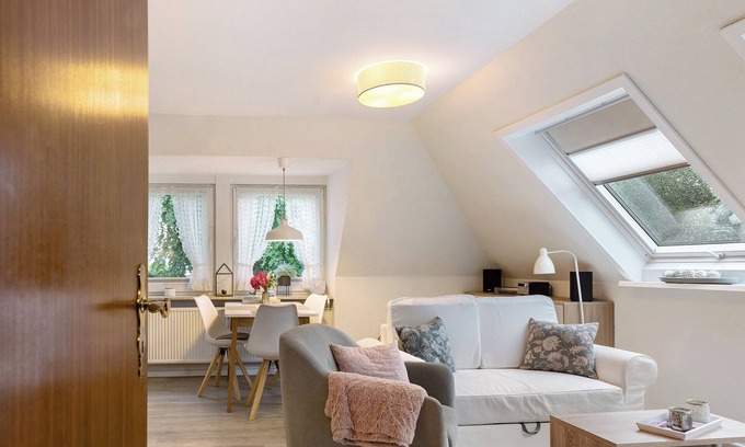 Gluecksburg Apartment | Studio Apartment 'Appartement Skagen' with Shared Garden and Wi-Fi