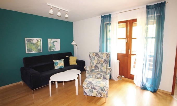 Bad Krozingen Apartment | Studio Apartment '1 Zimmer Appartement 36' with Balcony and Wi-Fi