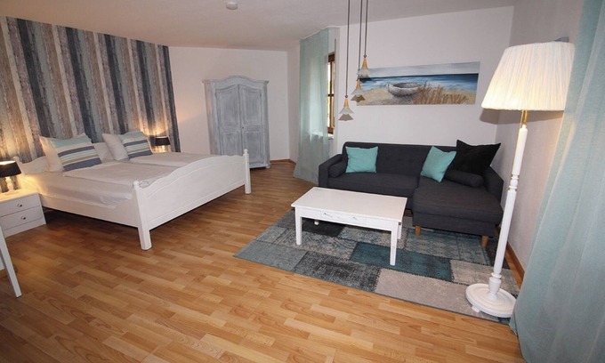 Bad Krozingen Apartment | Studio Apartment '1 Zimmer Appartement 8' with Balcony and Wi-Fi
