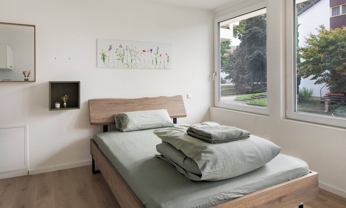 Bad Krozingen Apartment | Studio Apartment 'Tunsel' with Wi-Fi