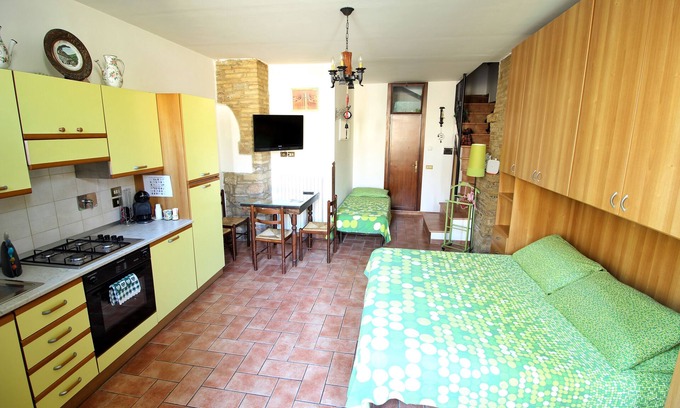 Assisi Apartment | Studio apartment in Assisi The Roman Amphitheater