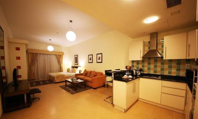 Al Mankhool House | Studio Apartment Near Burjuman Metro By Luxury Bookings
