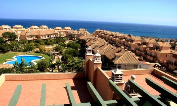 San Roque Apartment | Studio Apartment Urb. Regency Sea View