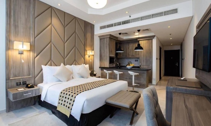 Dubai Hotel | Studio Apartment with free Breakfast
