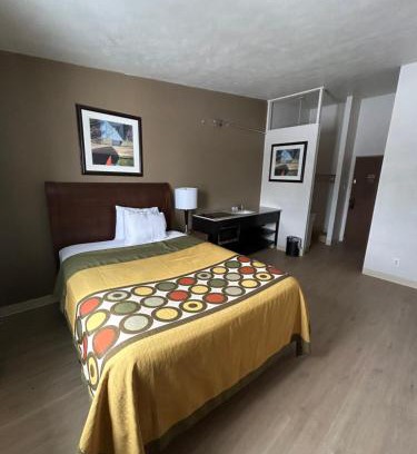 Sterling Hotel | Studio Apartments