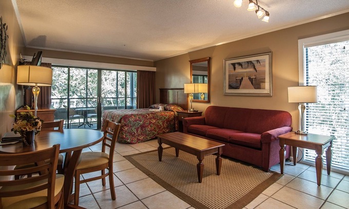 Myrtle Beach Resort | Studio at a 57 Acre Gated Resort + Official On-Site Rental Privileges