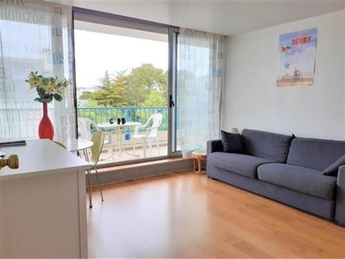 La Baule-Escoublac Apartment | Studio au pied de la plage à La Baule avec balcon et toutes commodités! - FR-1-392-158
