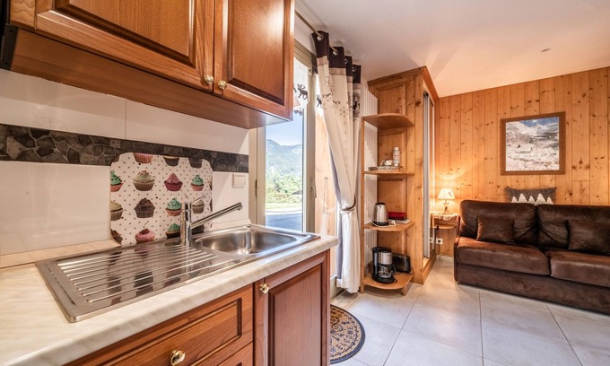 Morillon Apartment | Studio 'Au Rêve Savoyard 1' with Shared Terrace, for 2 People