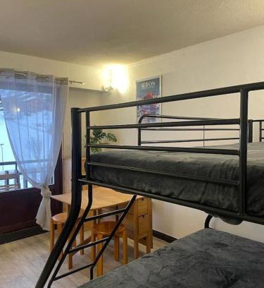 Saint-Etienne-de-Tinee Apartment | STUDIO AURON