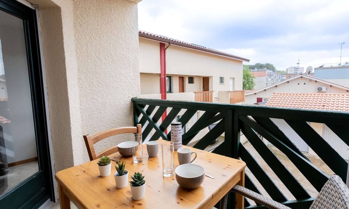 Biscarrosse Apartment | Studio Avec Balcon au Centre Ville de Biscarrosse Bourg