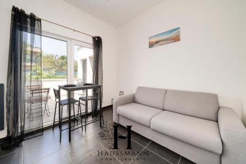 Saint-Pierre - Rene II - Bonsecours Apartment | Studio avec terrasse Nancy