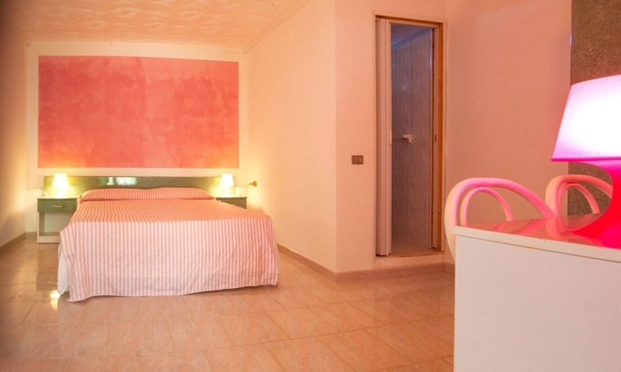 Chiesiola Apartment | Studio 'Baia Falcone-Studio Type A 103' with Sea View, Wi-Fi and Air Conditioning