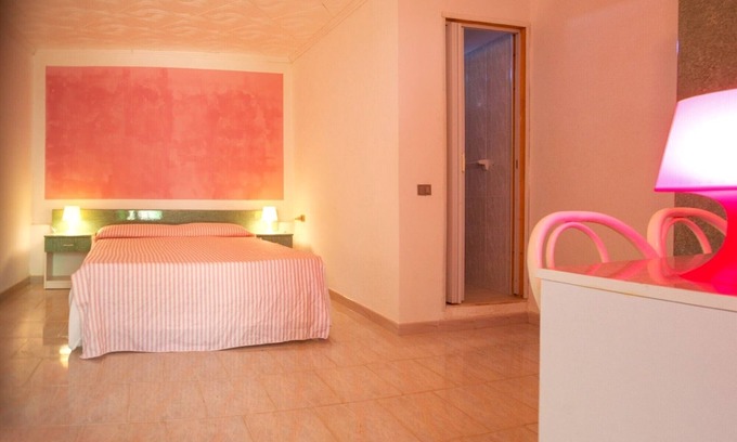 Chiesiola Apartment | Studio 'Baia Falcone - Type A 106' with Sea View, Wi-Fi and Air Conditioning