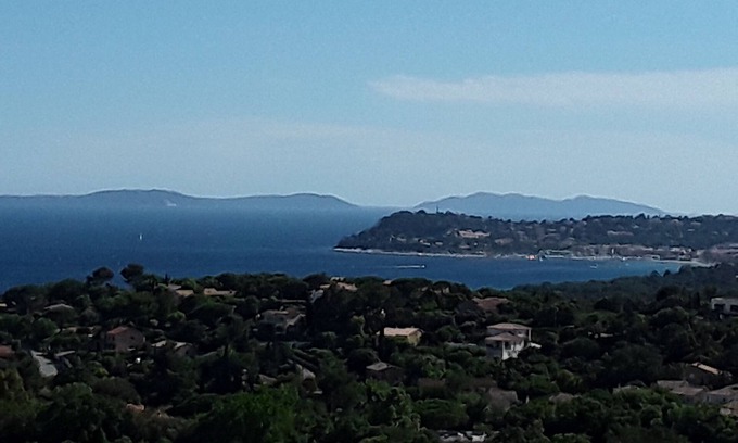 La Croix-Valmer Apartment | Studio - Breathtaking sea view - Parking - Swimming pool - Housekeeping