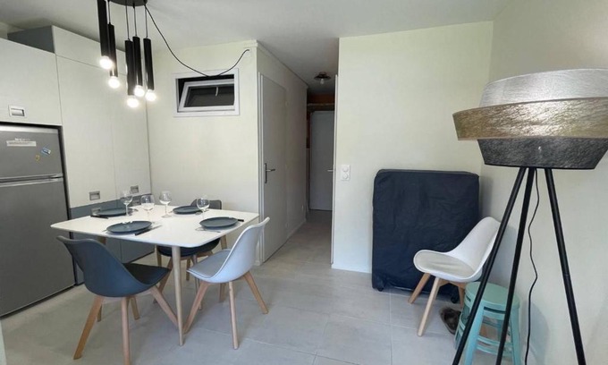 Argeles Plage Apartment | Studio Cabine à 400m de la Plage, Rénové, Clim, Parking, 4 Couchages, TV, Lave-linge, Lave-vaisselle - FR-1-225-679
