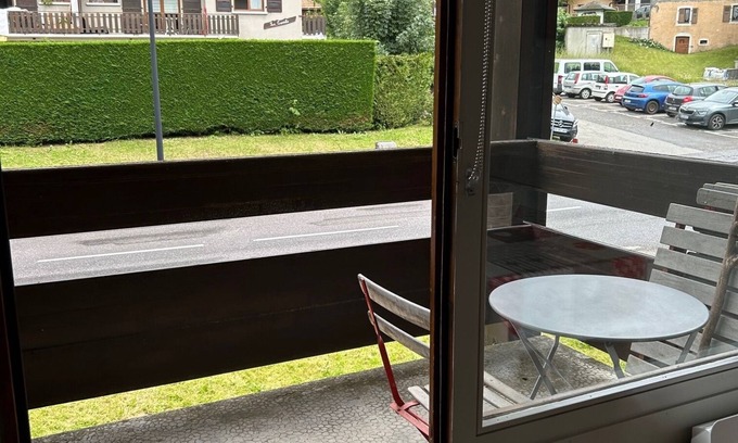 Les Carroz-d'Araches Apartment | Studio Cabine Rénové Proche Piste Bardelle et à 5 mn à Pieds du Centre