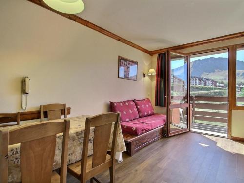 Plagne Soleil Apartment | Studio cabine PMR avec balcon, au pied des pistes et proche commerces - La Plagne Soleil - FR-1-455-124