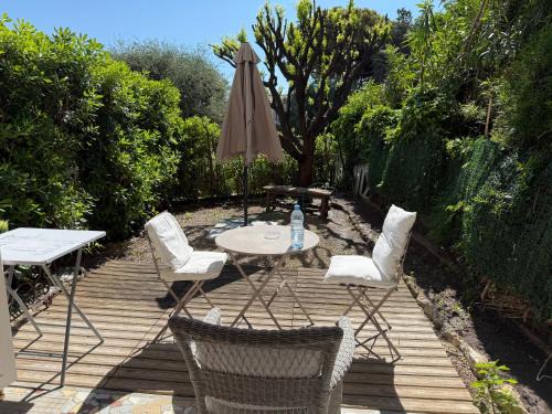 Beaulieu-sur-Mer Apartment | Studio calme à deux pas de la mer avec jardin et parking privé