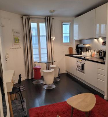 Epinettes Apartment | Studio calme proche Montmartre et Batignolles - Metro 13 et 14