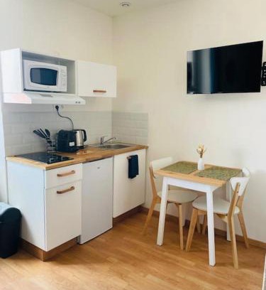Castres Apartment | Studio Charles de Gaulle V