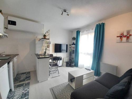 Vaux-sur-Mer Apartment | Studio classé 2 étoiles, à 200m de la plage de Nauzan parking gratuit