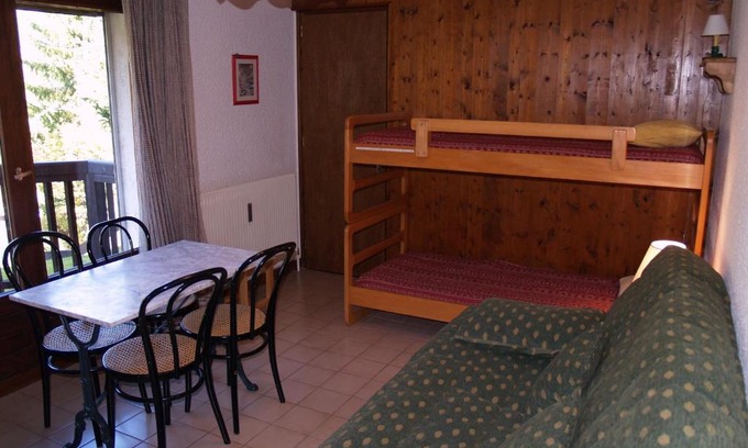 Megeve Apartment | Studio cosy à Megève - Piscine, Tennis, Animaux Acceptés, Proche Centre - FR-1-453-116