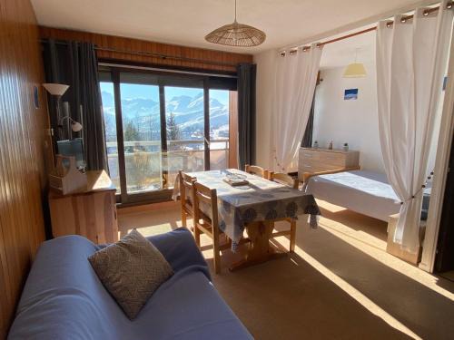 La Toussuire Apartment | Studio cosy 4 pers. avec balcon sud, départ ski aux pieds, navette gratuite, à 600m des commerces - FR-1-417-8