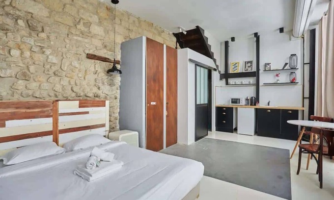 Porte-Saint-Martin Apartment | Studio Cosy a Deux Pas du Marais - Paris 3