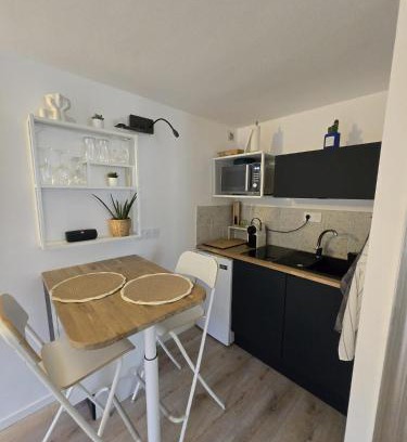 Martigues Apartment | Studio cosy au calme idéalement situé