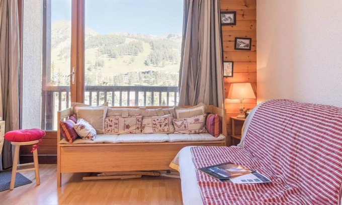 Montgenevre Apartment | Studio cosy avec balcon sud, 3 couchages, Montgenèvre, skis aux pieds, Wifi et ménage inclus - FR-1-330D-14