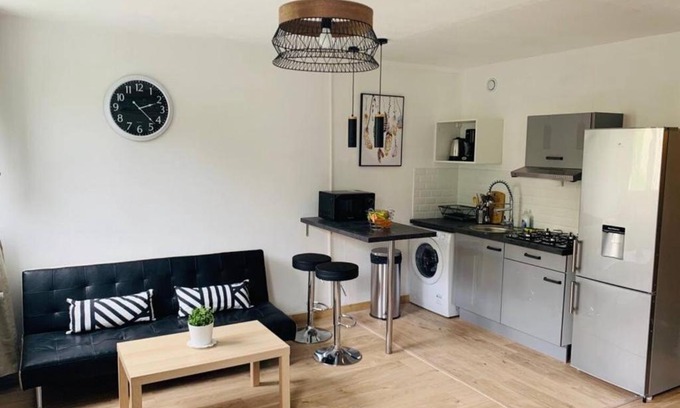 Saint-Etienne Apartment | Studio cosy centre ville équipé, calme