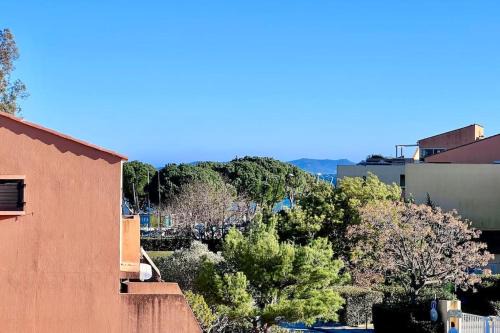 La Londe-les-Maures Apartment | Studio en bord de mer