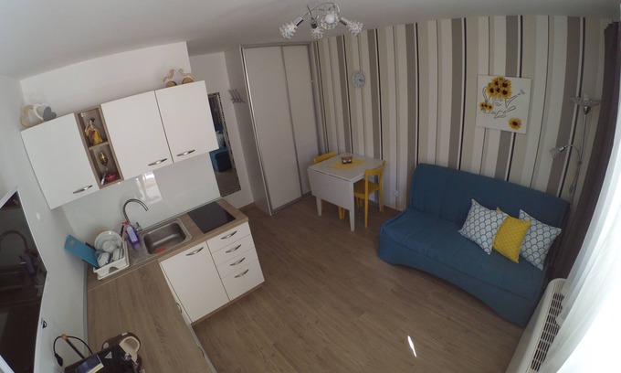 Brna Apartment | Studio flat with air-conditioning Brna, Korčula (AS-15730-a)