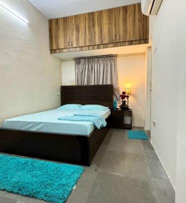 Mylapore Apartment | Studio Flat with Kitchen