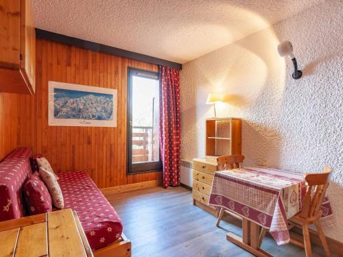 Meribel-Mottaret Apartment | Studio fonctionnel 16m² à Méribel Mottaret - Proche pistes et commerces, parfait pour 2 personnes - FR-1-355-21