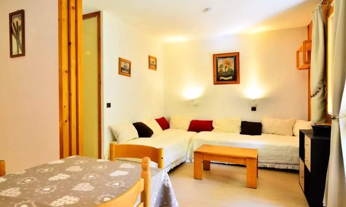 Montchavin Apartment | Studio for 5 people