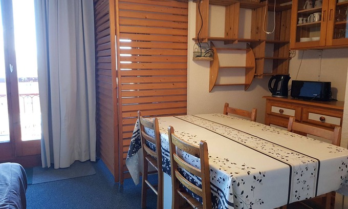 Arc-2000 Apartment | Studio for 4 in Arcs 2000 near ice rink, pets allowed