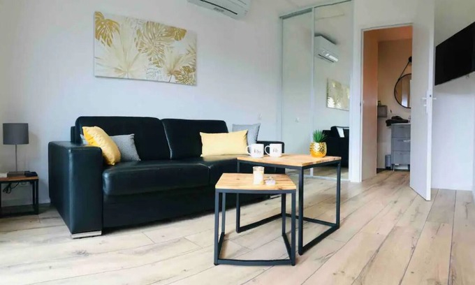 Les Adrets-de-l'Esterel Apartment | Studio Cosy Dans Lesterel Proche Mer
