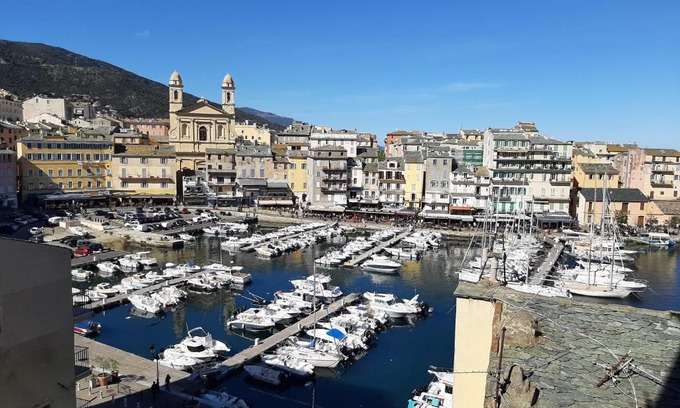 Bastia Apartment | studio gabriel