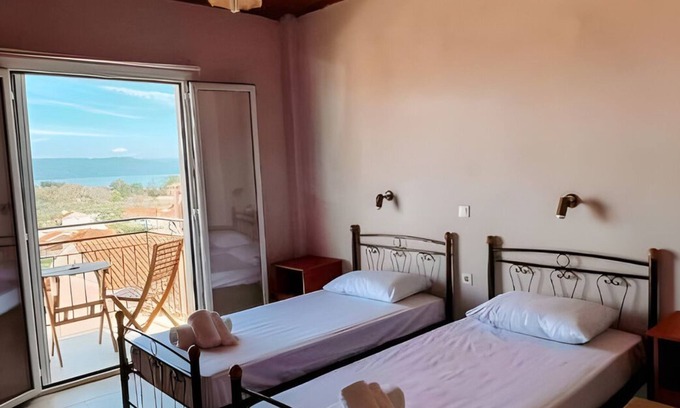 Kavos Apartment | Studio 'Gavriil 4' with Sea View, Wi-Fi and Air Conditioning
