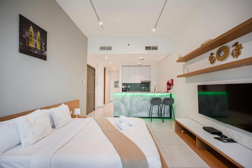 Dubai Apartment | Studio In Dubailand - Bright And Airy