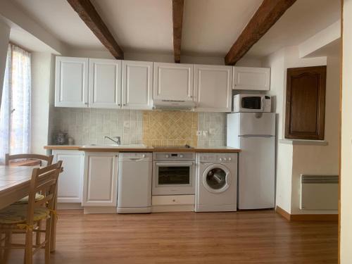 Isola Apartment | Studio isola village