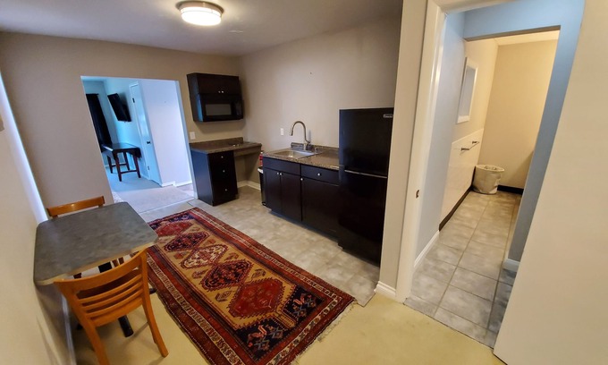 Coeur d'Alene Apartment | Studio - kitchenette
