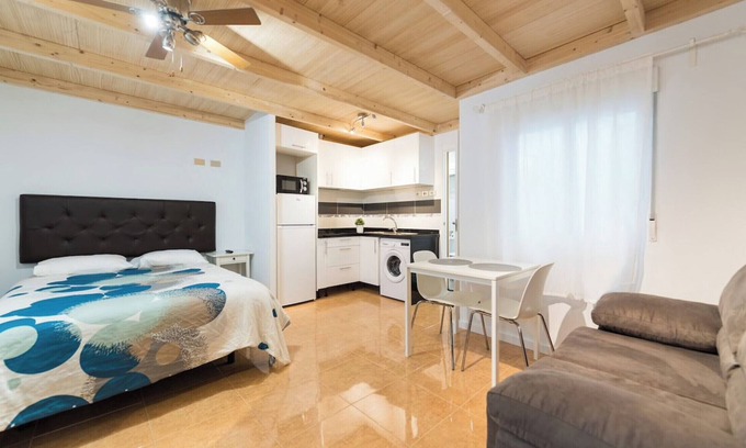 Las Palmas de Gran Canaria Apartment | Studio Las Palmas Central Rooms