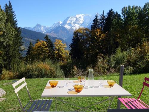 Saint-Gervais-les-Bains Apartment | Studio Le Taguy by Interhome