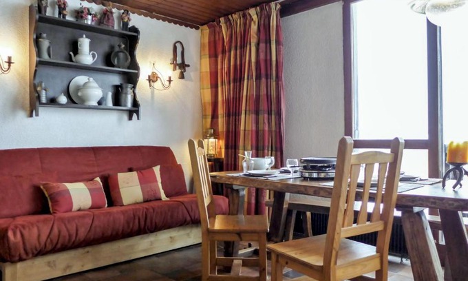 Argentiere Apartment | Studio Lognan-1 by Interhome