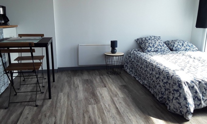 Saint-Nazaire Apartment | Studio lumineux proche de la mer