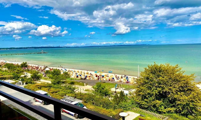 Scharbeutz Apartment | Studio mit Panorama-Meerblick und direkter Strandlage in Scharbeutz