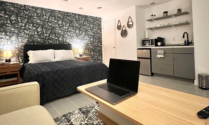 Northeast Orlando Apartment | Studio Near the Parks, Airport, UCF, Valencia!