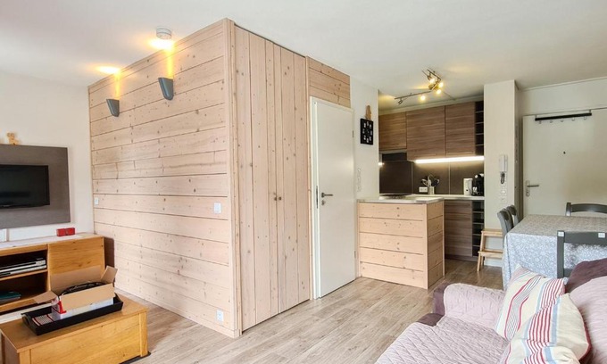Flaine Apartment | Studio Neuf Confort, Balcon, Centre Station, 4 Pers, Flaine Forêt - FR-1-425-170